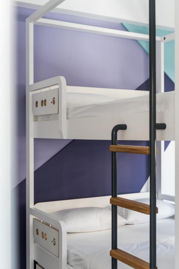 Zweibettzimmer mit eigenem Bad
